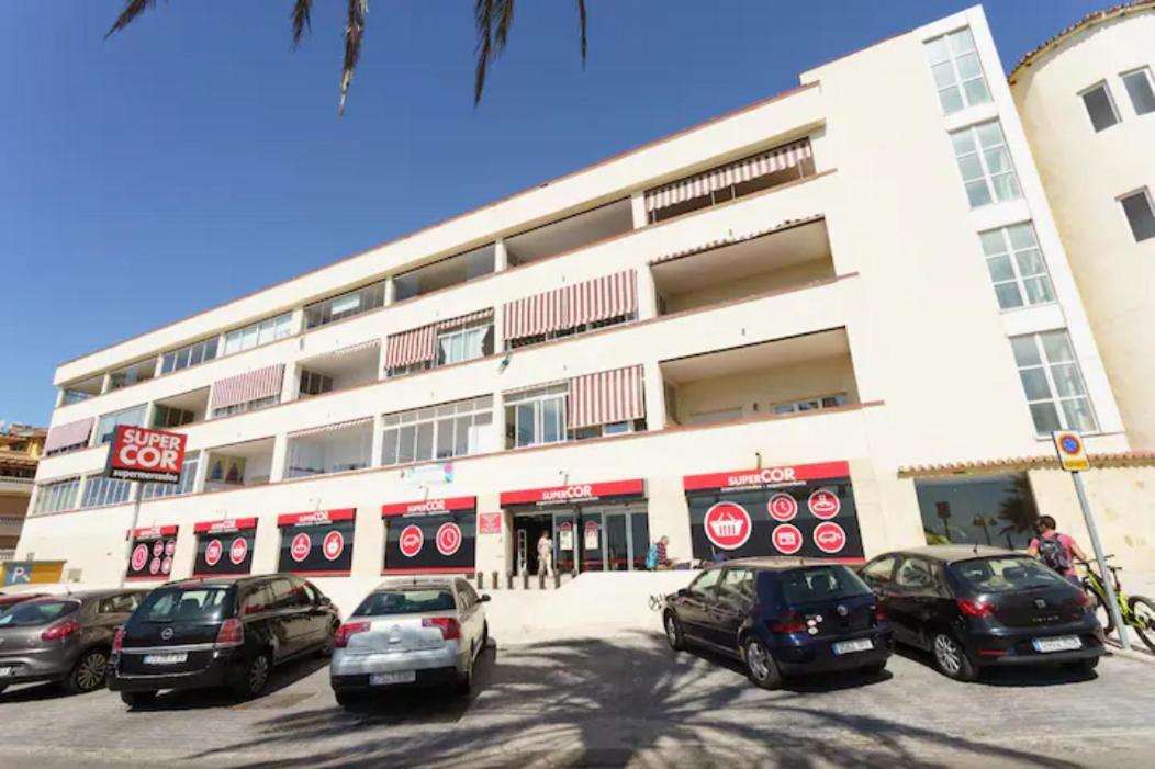 Chic Beachfront Flat With Amazing Sea Views And Private Indoor Parking Benalmádena Esterno foto